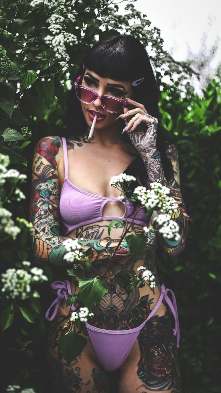 A Tattoo Artist’s Guide to the Different Types of Floral Tattoos