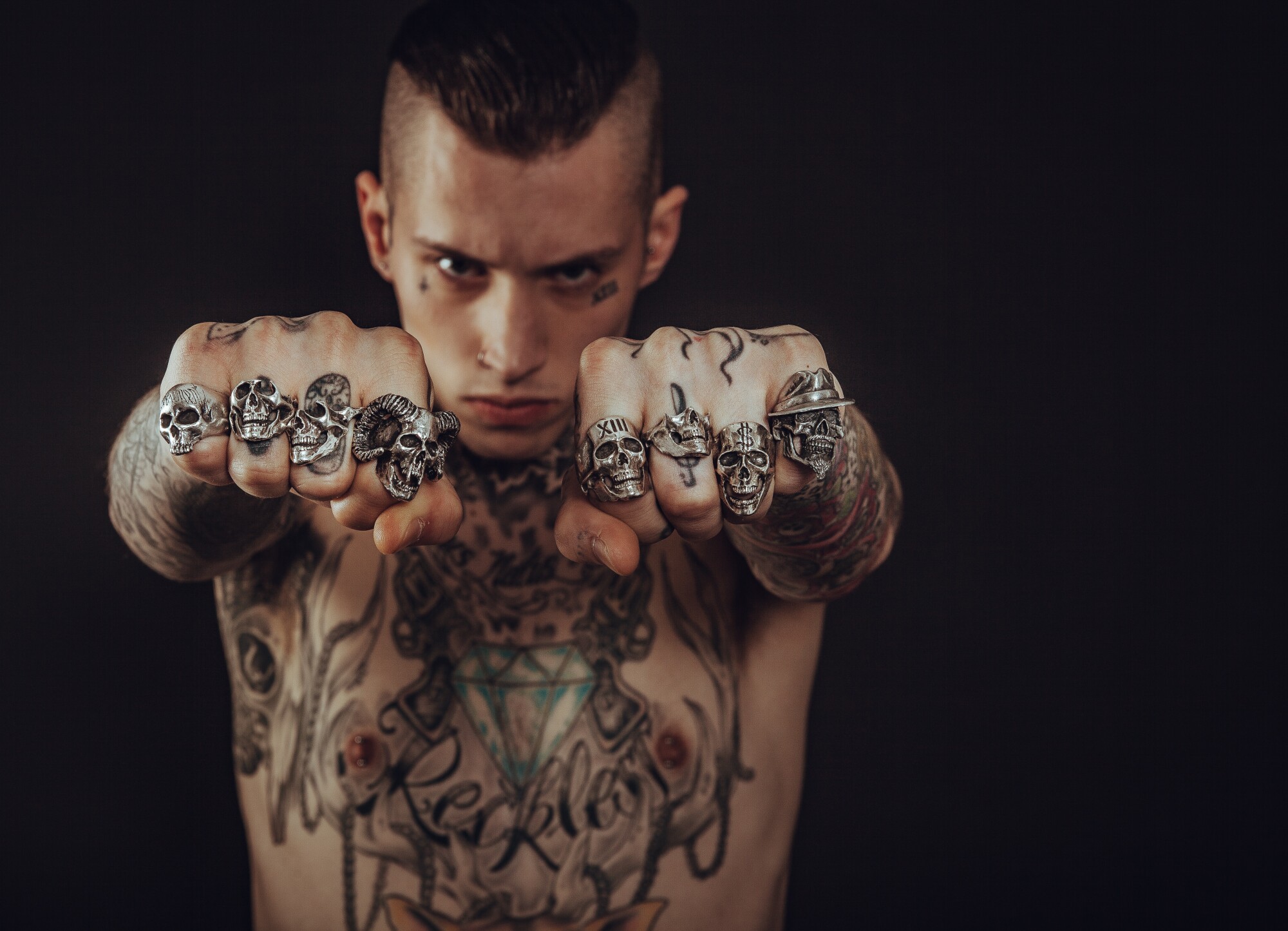 Learn to Tattoo: 12 Tips for Becoming a Tattoo Artist